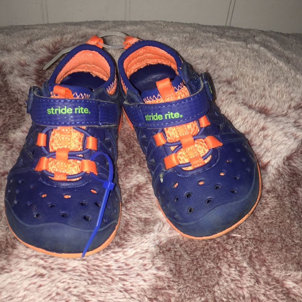 Great condition stride ride water 💦 shoes. Are pre owned with minimal wear.